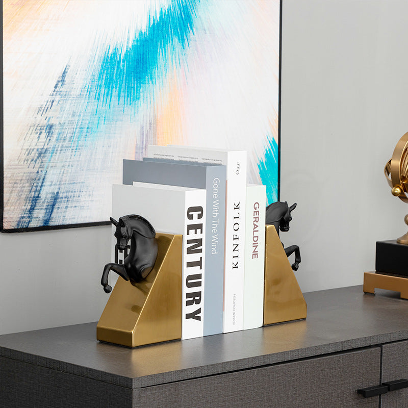 Tv Cabinet Furnishings In Bookend Rooms