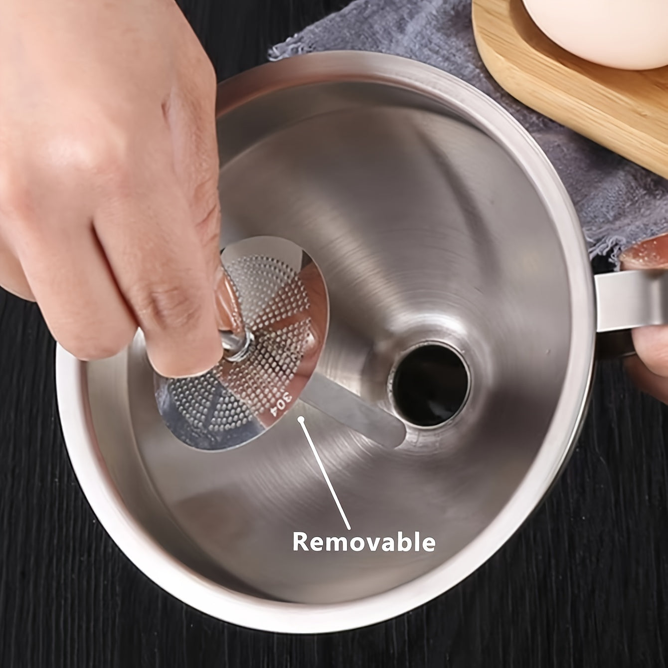 Large 304 Stainless Steel Funnel - Easy Oil Strainer with Filter Screen for Mess-Free Pouring, Leak-Resistant Kitchen Essential for Cooking and Baking - Eid Al-Adha Mubarak Gift Idea