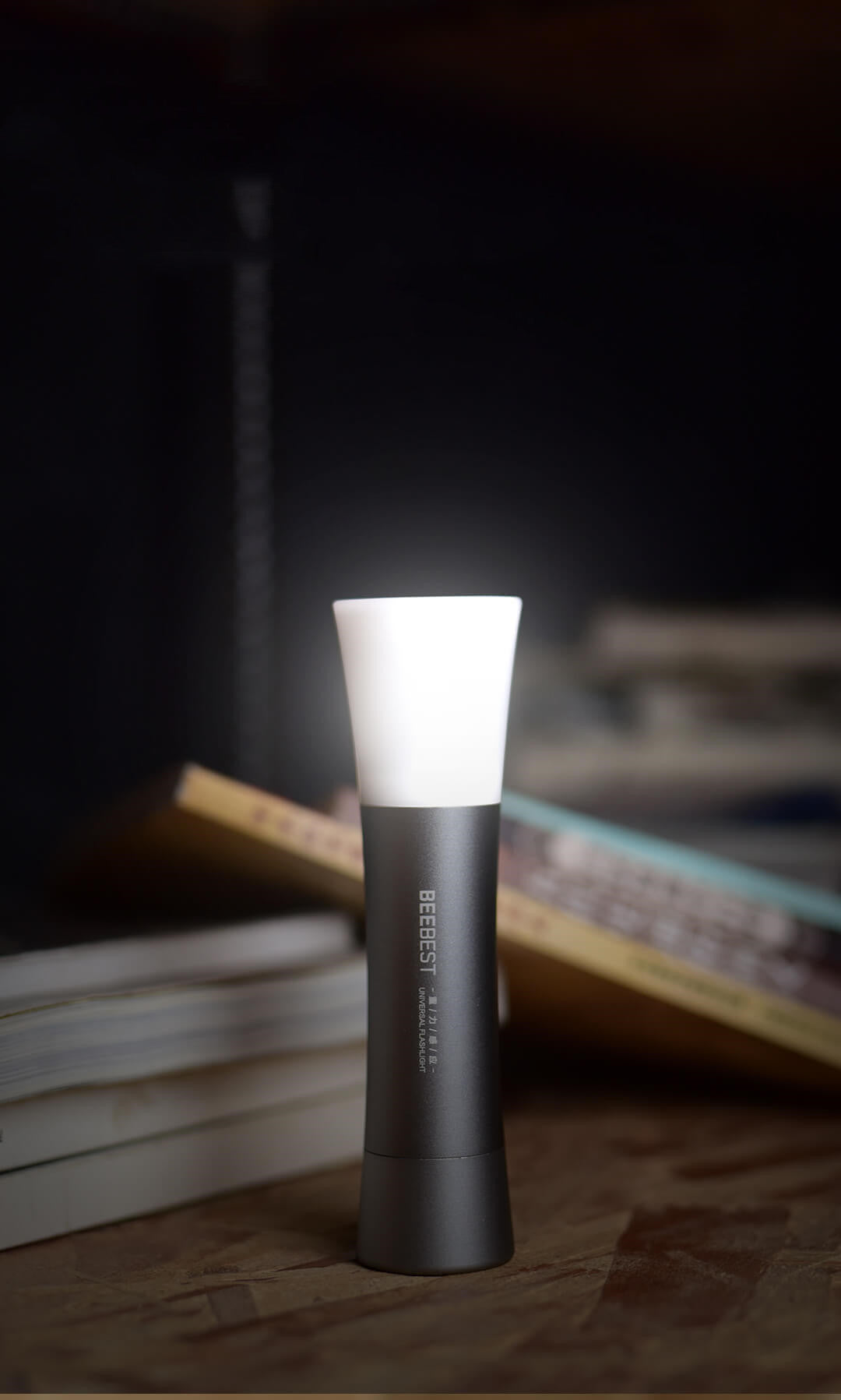 Portable Rechargeable Super Bright Waterproof Super Long Battery Life Flashlight