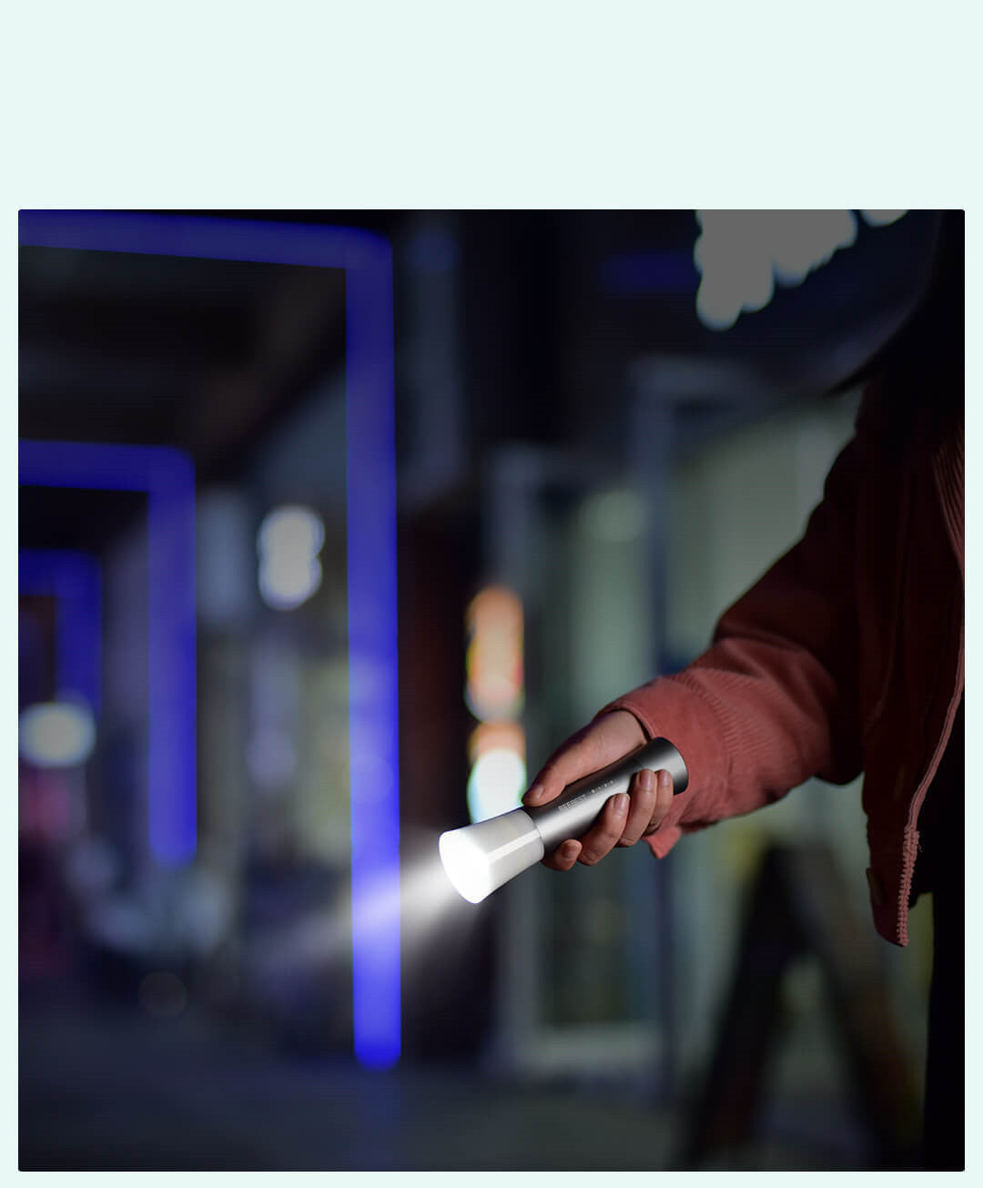 Portable Rechargeable Super Bright Waterproof Super Long Battery Life Flashlight