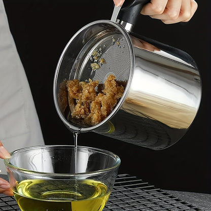 1pc Home Kitchen Container With Strainer Easy To Holding When Need Stainless Steel Made For Storage Cooking Oil And Grease 1.8L/ 60 Oz for hotels, restaurant, bulk kitchenware&tableware Eid Al-Adha Mubarak