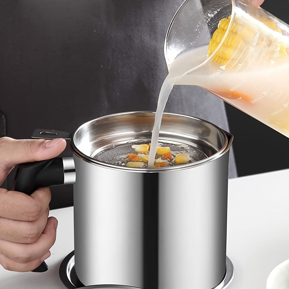 1pc Home Kitchen Container With Strainer Easy To Holding When Need Stainless Steel Made For Storage Cooking Oil And Grease 1.8L/ 60 Oz for hotels, restaurant, bulk kitchenware&tableware Eid Al-Adha Mubarak