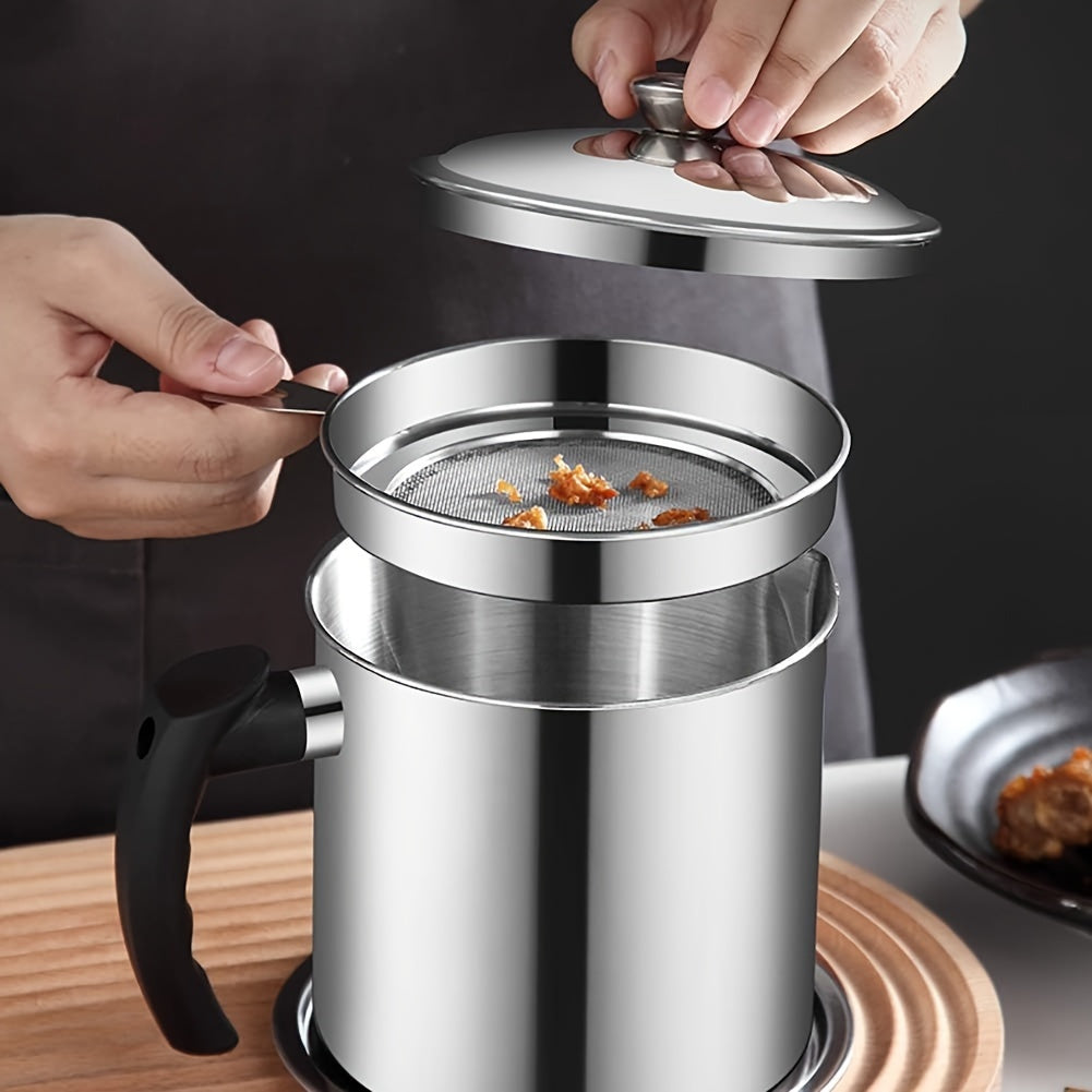 1pc Home Kitchen Container With Strainer Easy To Holding When Need Stainless Steel Made For Storage Cooking Oil And Grease 1.8L/ 60 Oz for hotels, restaurant, bulk kitchenware&tableware Eid Al-Adha Mubarak