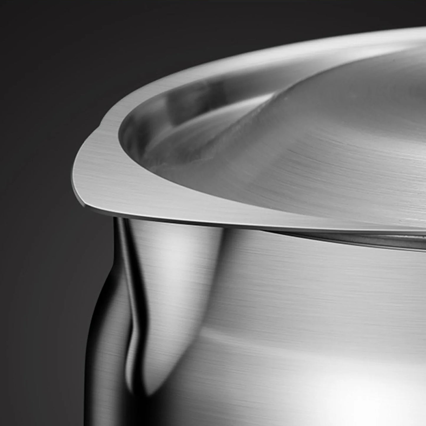 Stainless Steel Oil Strainer Pot for Filtering and Storing Hot Oil Frying Oil and Grease in Restaurants and Homes
